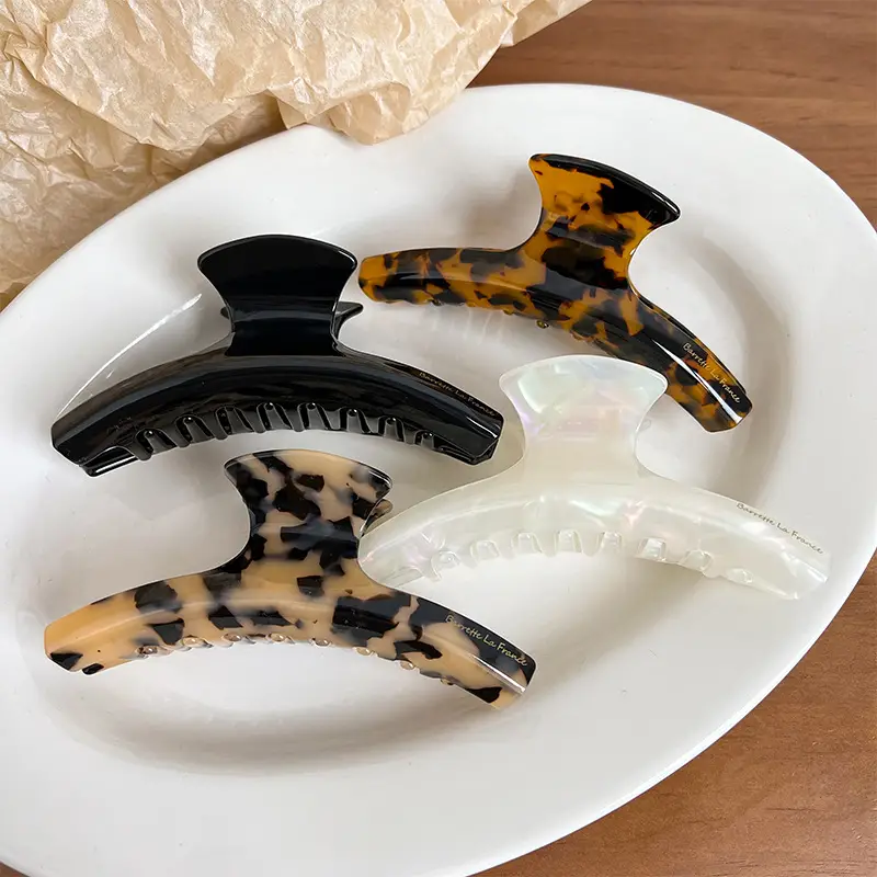 Black French Retro Hairpin for Women - Image 6