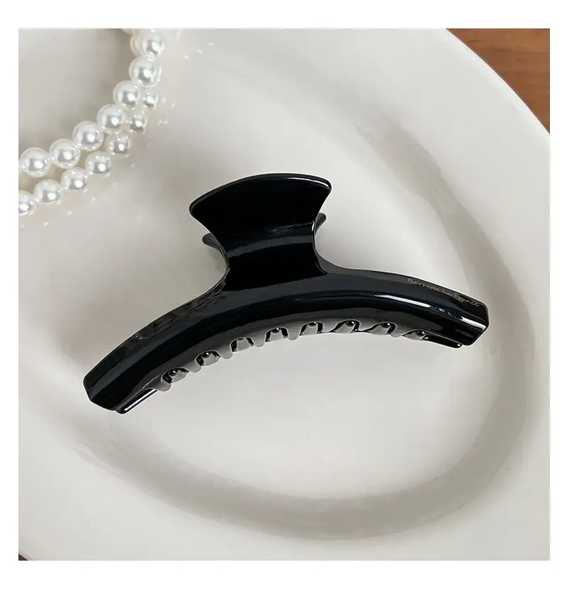 Black French Retro Hairpin for Women — feature 11