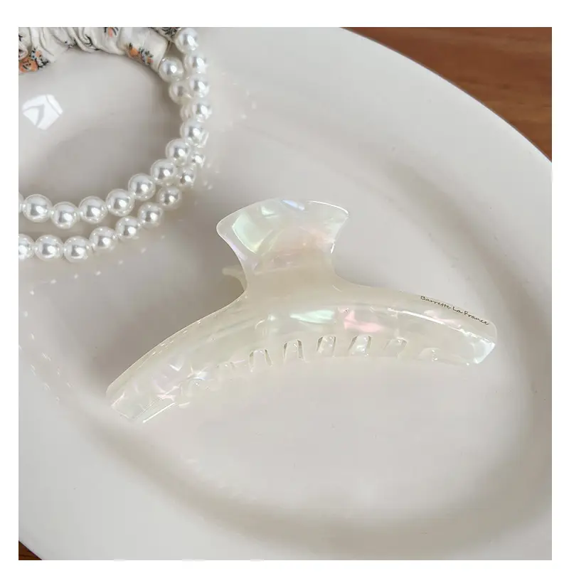 Black French Retro Hairpin for Women — feature 9