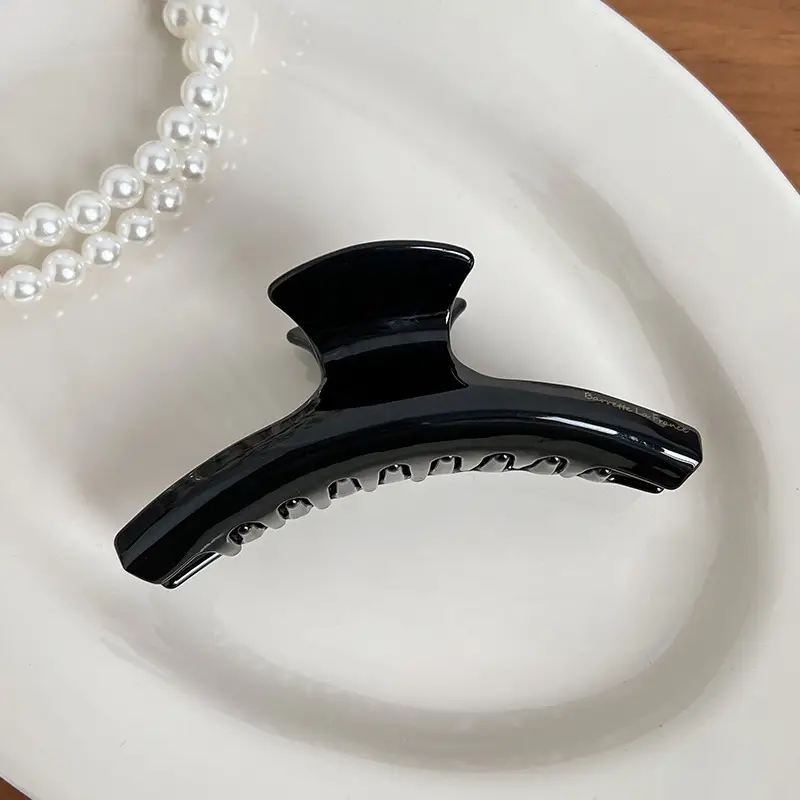 Black French Retro Hairpin for Women - Image 2