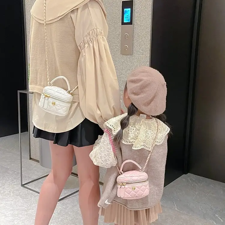Cute Mini Crossbody Bag for Girls Black Gold Zip - Image 8