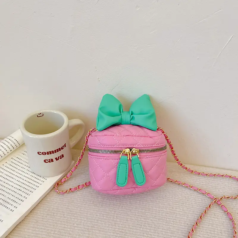 Cute Mini Crossbody Bag for Girls Black Gold Zip - Image 4