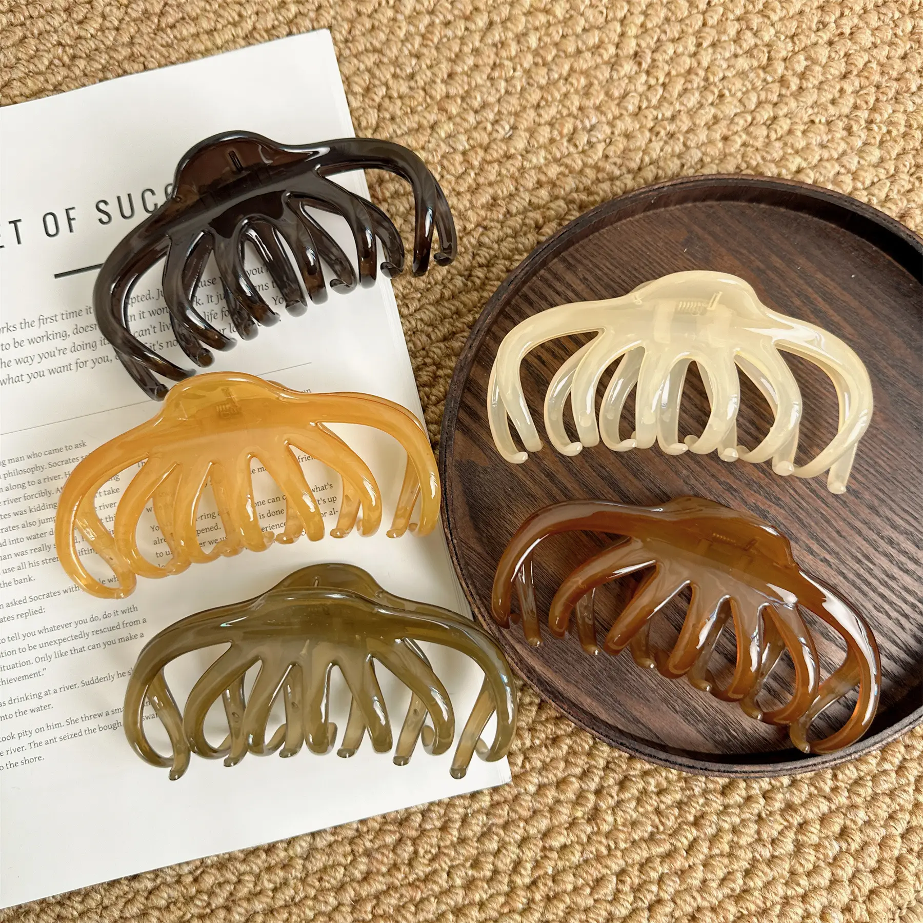 French Style Shark Clip for Large Hair Volume — feature 6