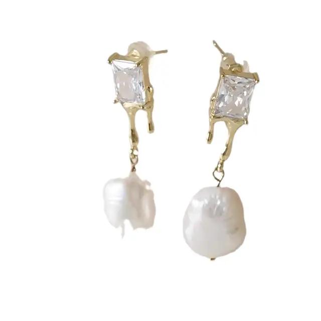 Japanese Style Pearl & Zircon Earrings White Gold - Image 5
