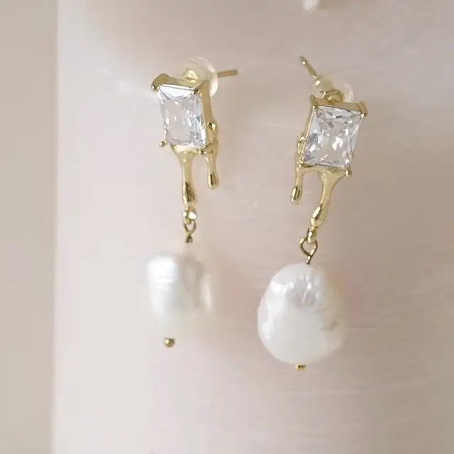 Japanese Style Pearl & Zircon Earrings White Gold — feature 5