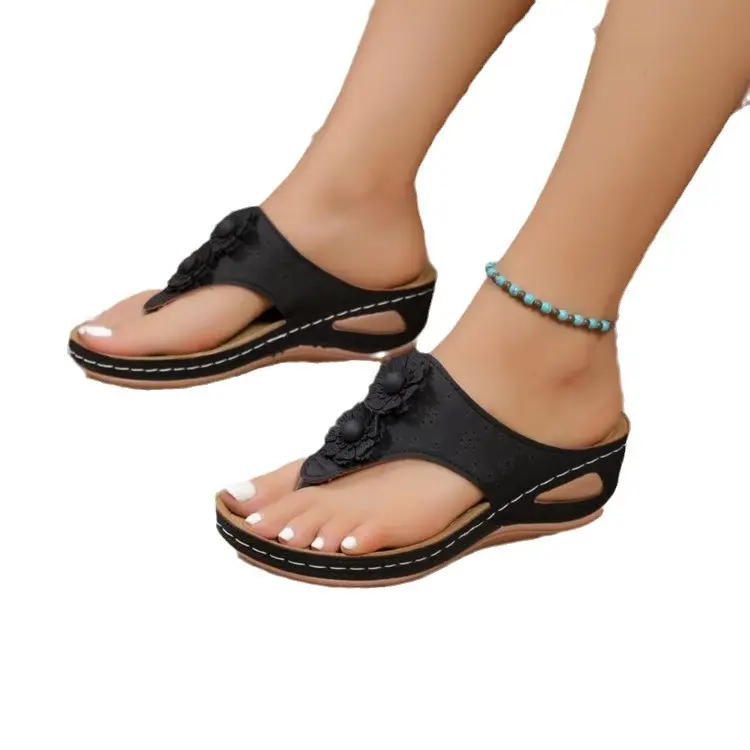 Women's European & American Flower Flip Flops Wedge Slippers Summer