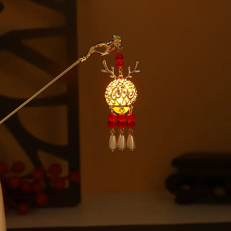 Glowing Tassel Hairpin for Women Elegant Daily Wear