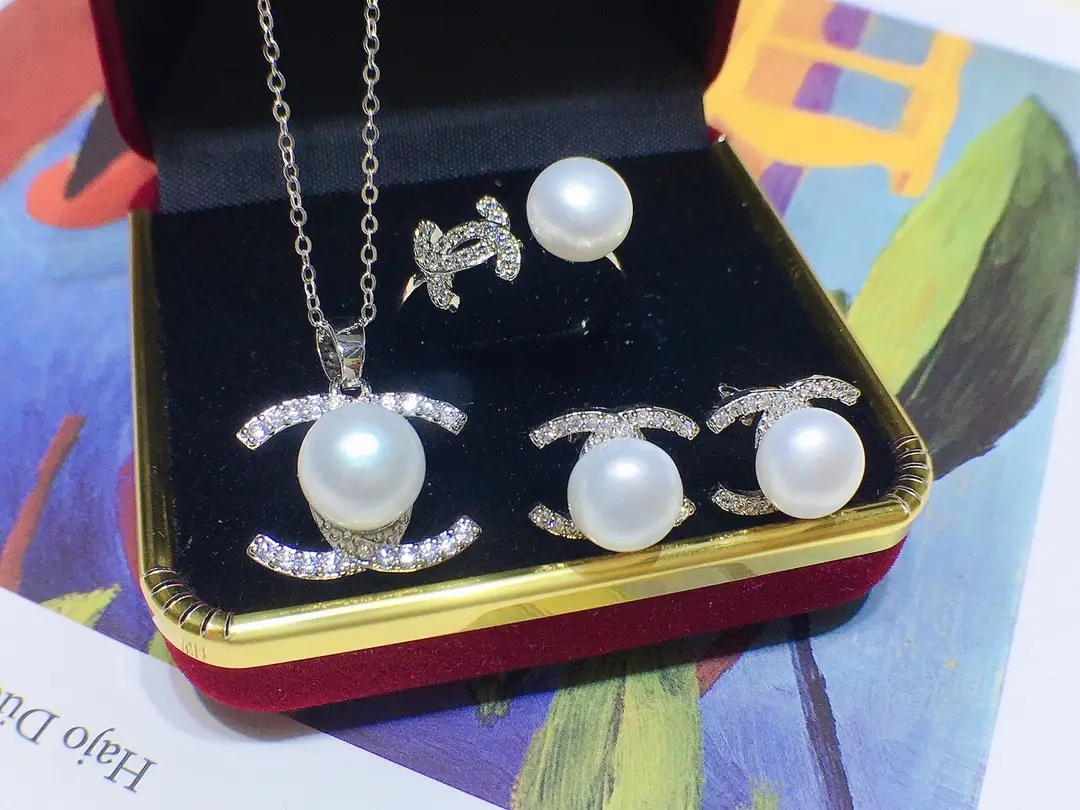 Pearl Necklace Earrings Ring Pendant Set Pink Gold — feature 11