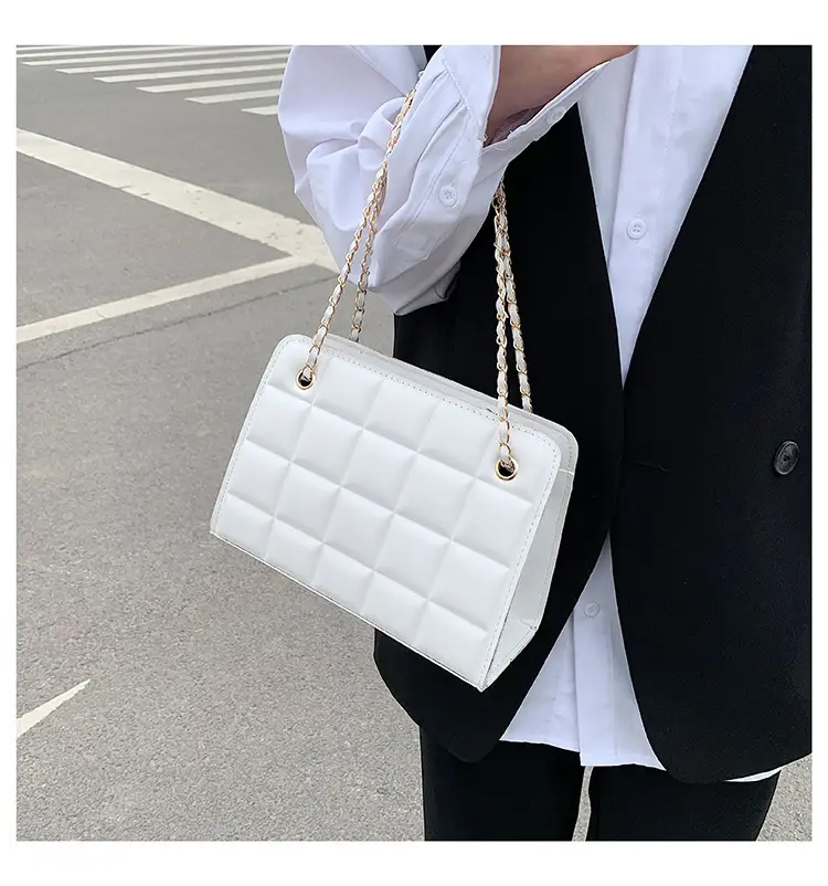 White Quilted Chain Shoulder Bag with Red Heart Detail — feature 13
