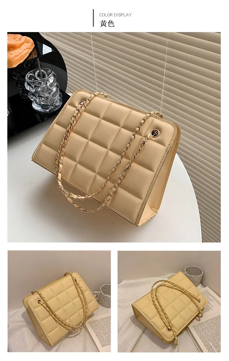 White Quilted Chain Shoulder Bag with Red Heart Detail — feature 22