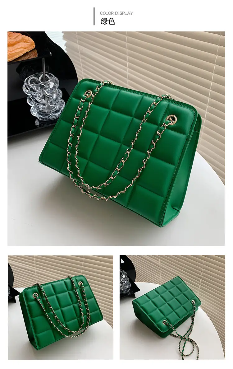White Quilted Chain Shoulder Bag with Red Heart Detail — feature 25