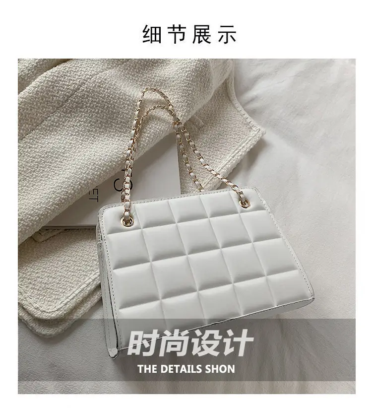 White Quilted Chain Shoulder Bag with Red Heart Detail — feature 3