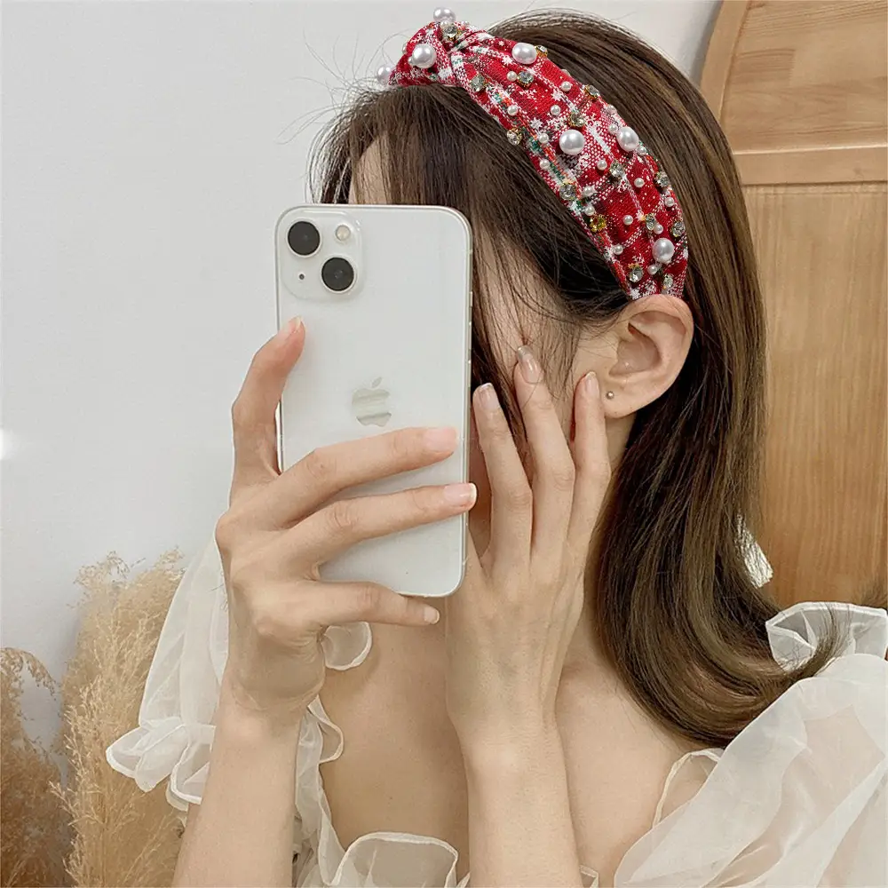 Green Knotted Skull Top Hairpin Headband with Flowers — feature 6