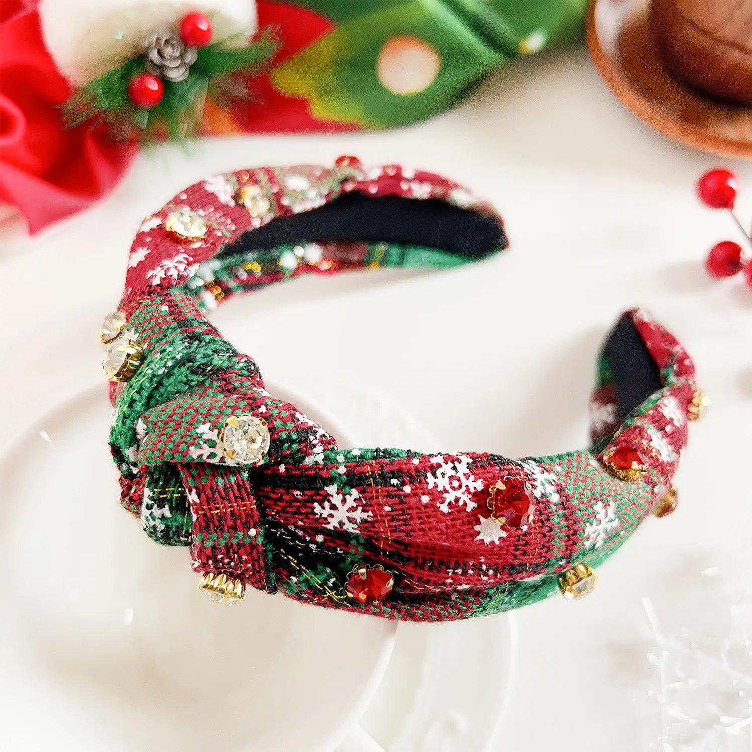 Green Knotted Skull Top Hairpin Headband with Flowers - Image 3