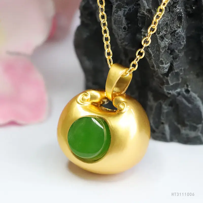 Guan Yu Jade Pendant with Emerald Stone — feature 9