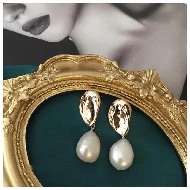 Oil Painting Pearl Earrings Silver Needles French Retro - Image 3