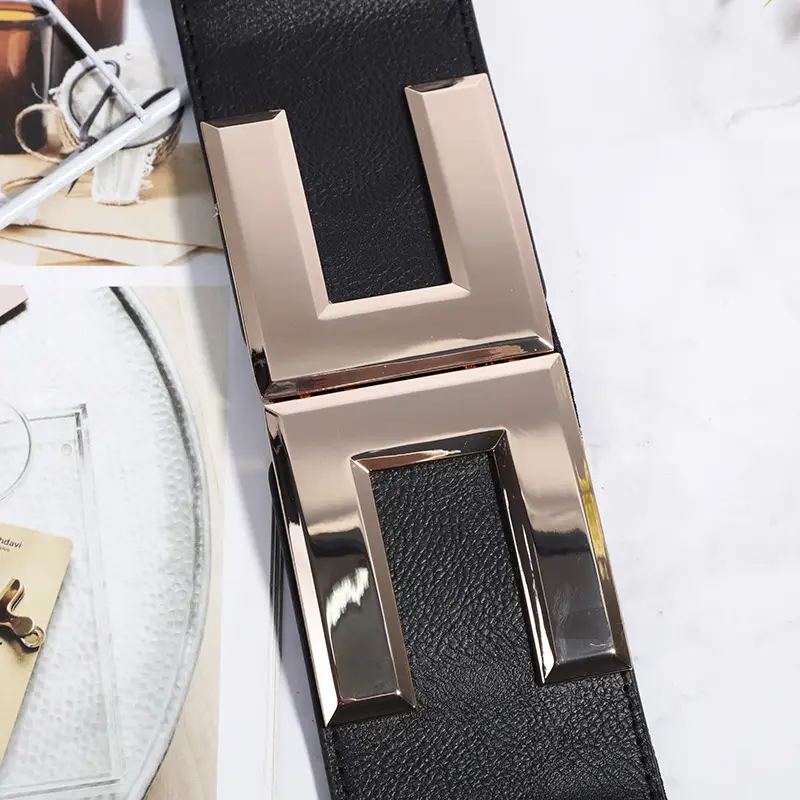 Women's Elastic Belt with Silver Seal & Black Leather