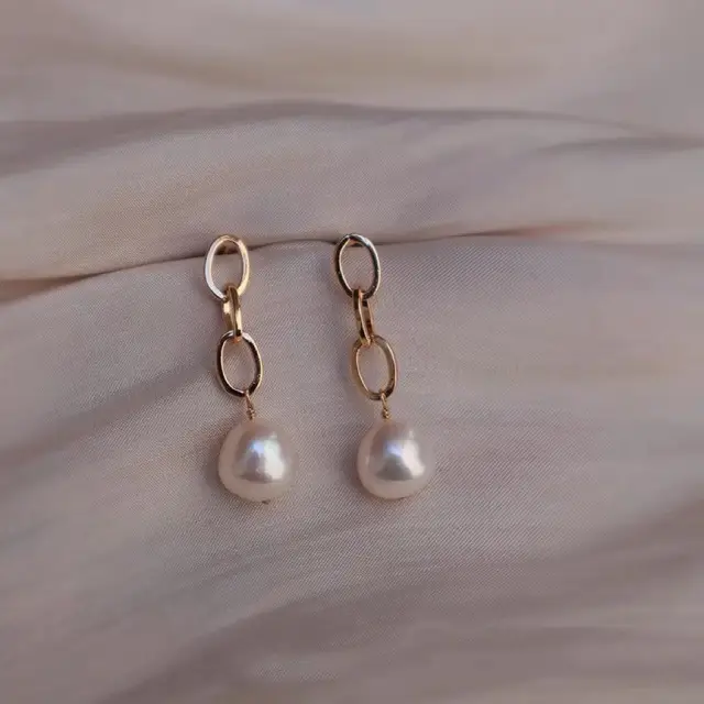 Pearl Earrings with Silver Needle for Women - Image 2