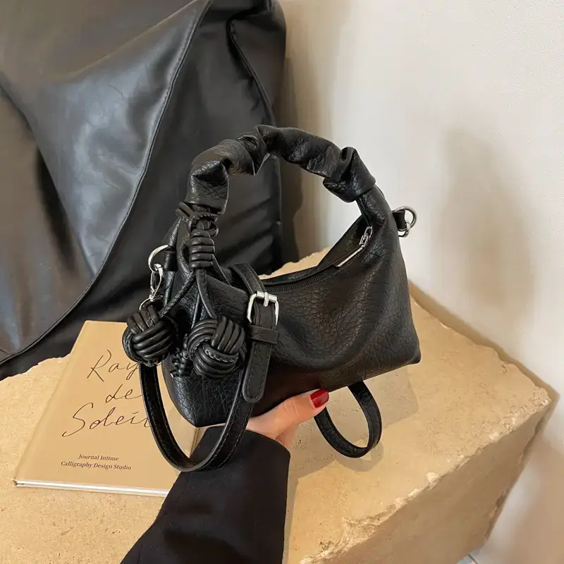 Black Retro Shoulder Bag for Women 2023 - Image 7