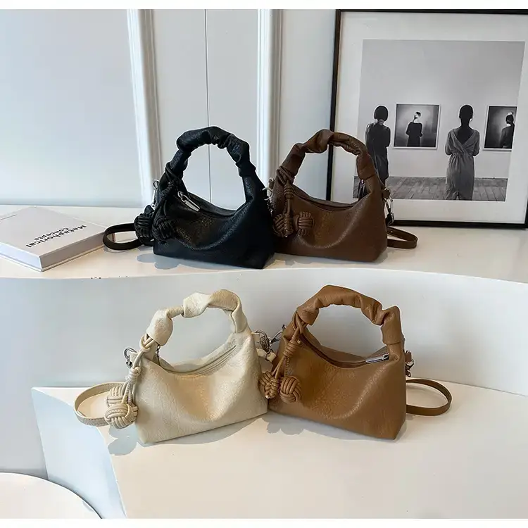 Black Retro Shoulder Bag for Women 2023 — feature 14