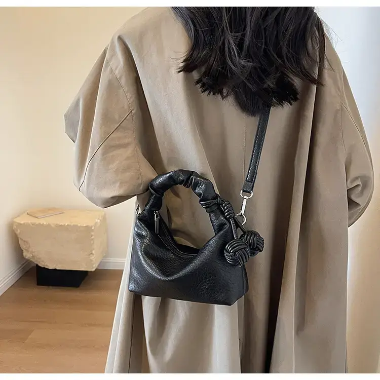Black Retro Shoulder Bag for Women 2023 — feature 17