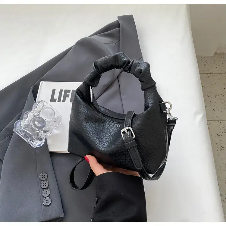 Black Retro Shoulder Bag for Women 2023 — feature 36