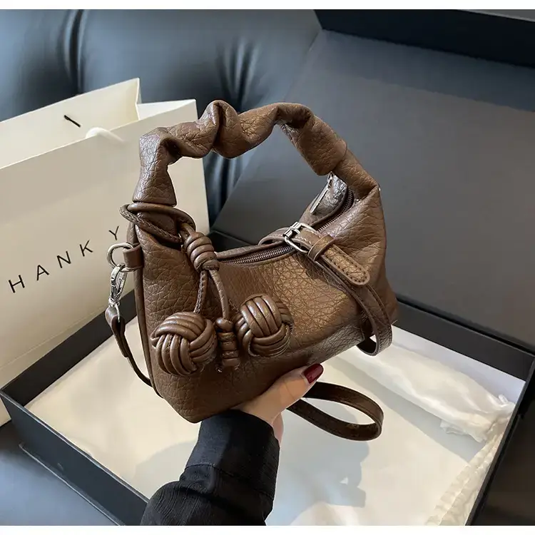 Black Retro Shoulder Bag for Women 2023 — feature 43