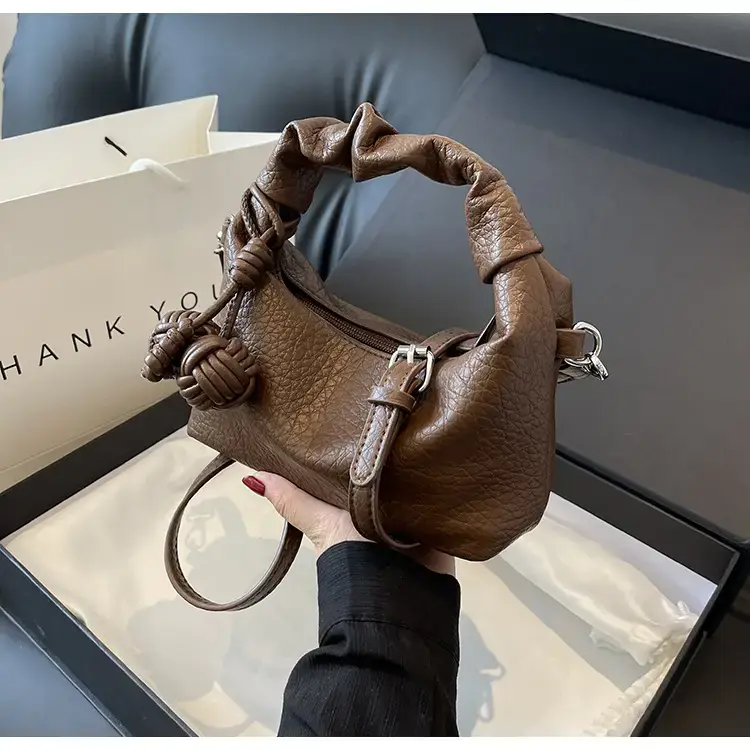 Black Retro Shoulder Bag for Women 2023 — feature 44
