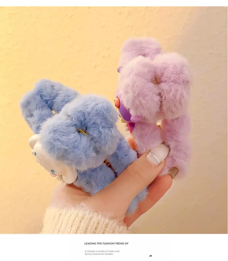 Hello Kitty Plush Hairpin with Back & Front Design — feature 7