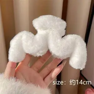 Plush Wave Hair Clips for Women Winter Volume Hair Updo - Image 5