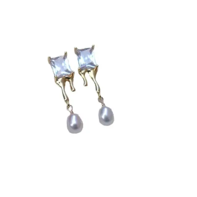 Irregular Zircon Pearl Earrings for Women - Image 5