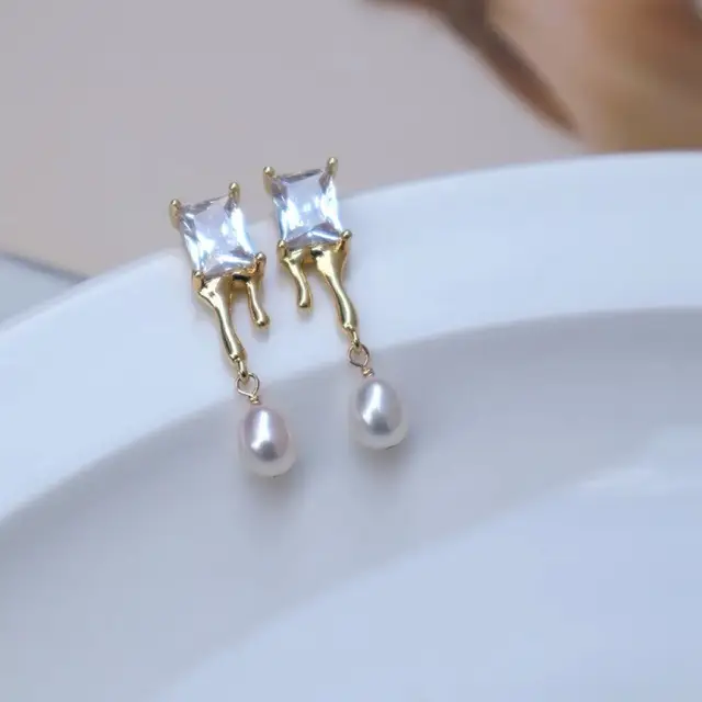 Irregular Zircon Pearl Earrings for Women — feature 3