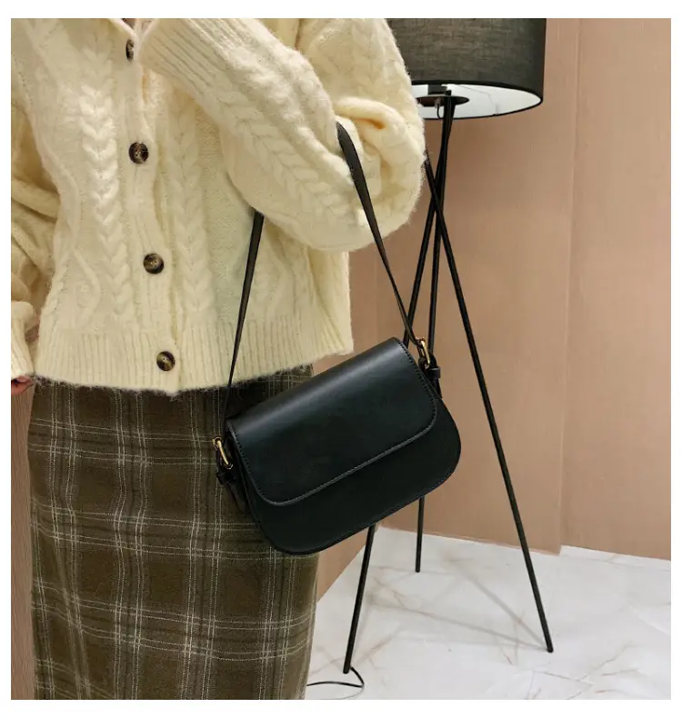 White Retro Shoulder Messenger Bag for Women — feature 17