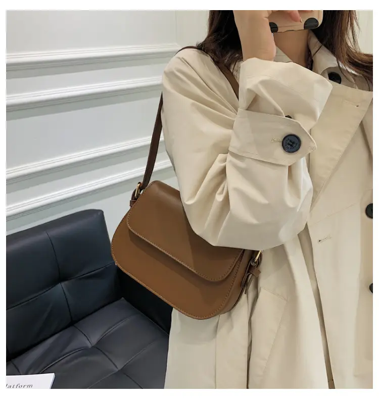 White Retro Shoulder Messenger Bag for Women — feature 18