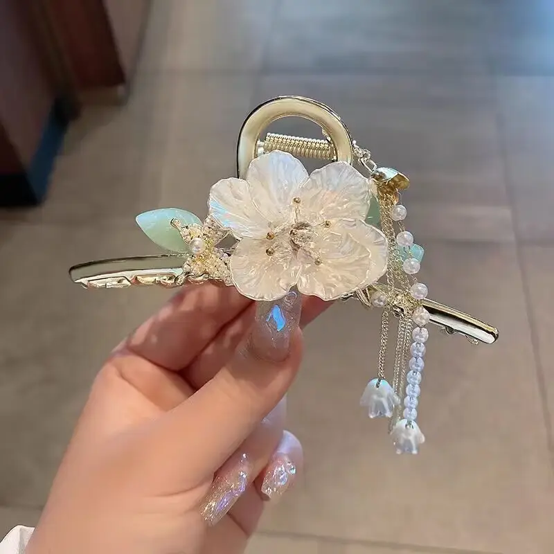 Ancient Camellia Hairpin Clip with Tassels - Image 4