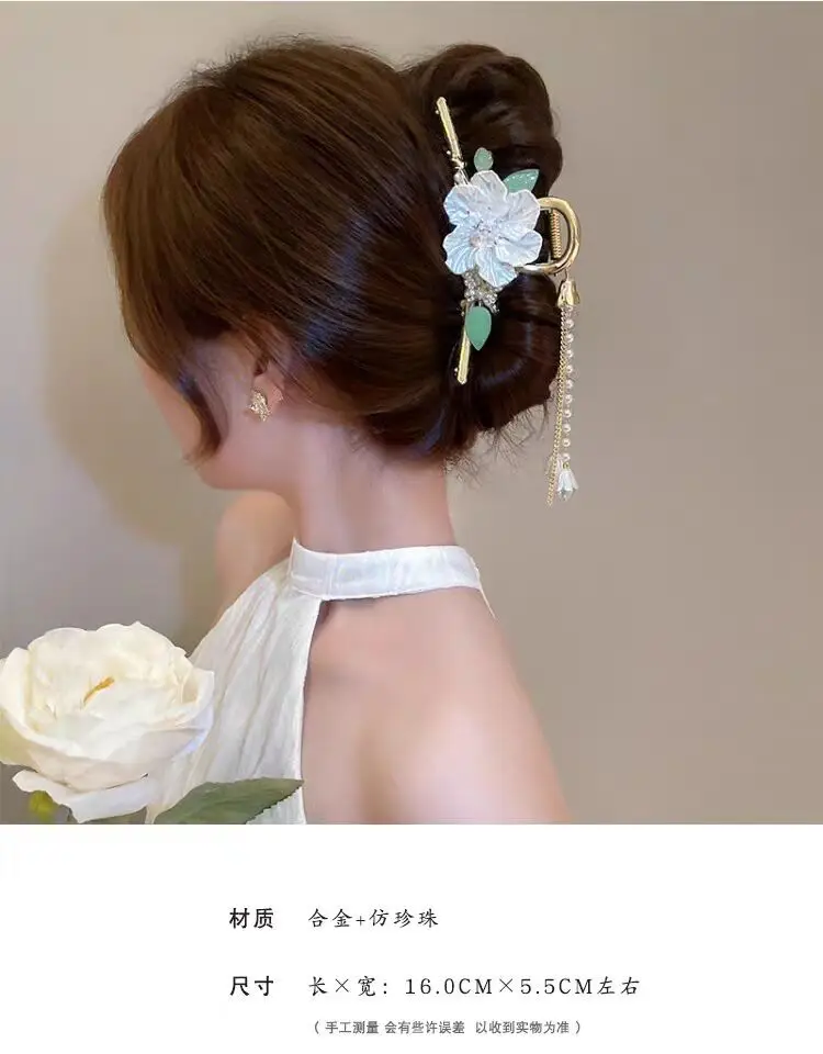 Ancient Camellia Hairpin Clip with Tassels — feature 1