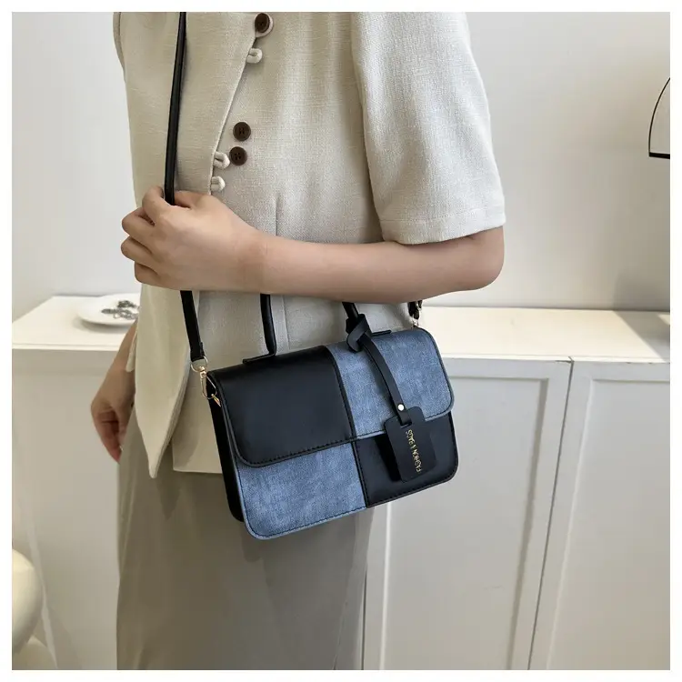 Women Contrast Color Shoulder Bag 2023 Winter — feature 10