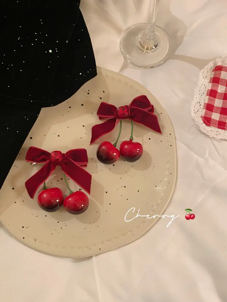 Winter Cherry Red Bow Hairpin for Women — feature 2