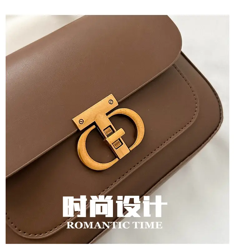 White Retro Lock Shoulder Bag with Chain — feature 5