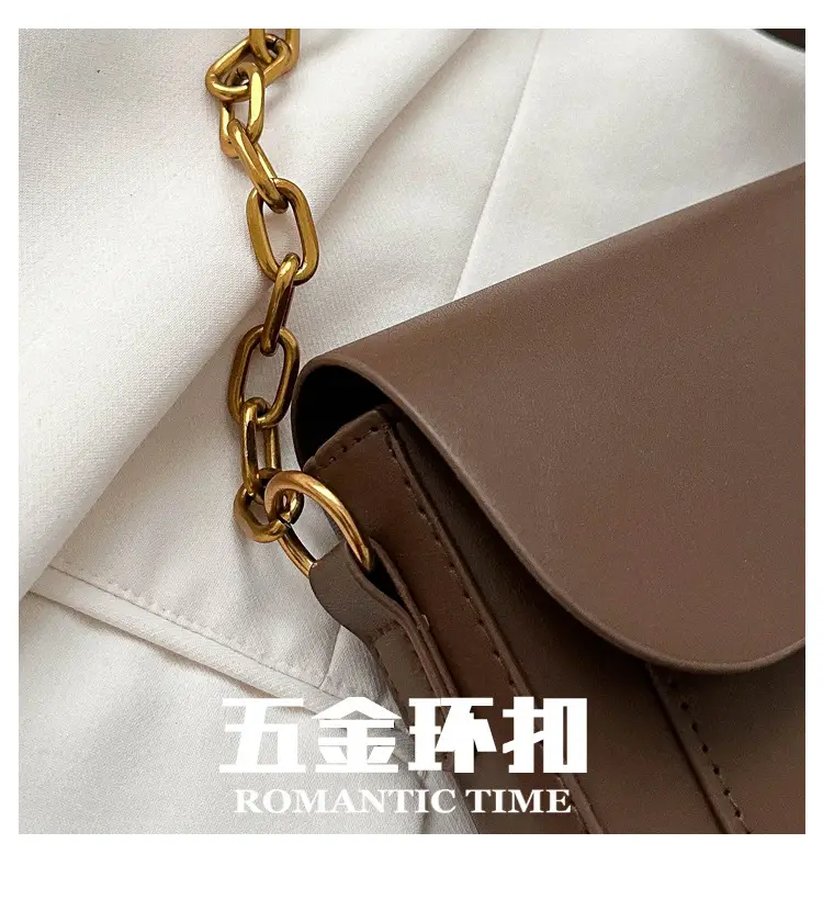 White Retro Lock Shoulder Bag with Chain — feature 7