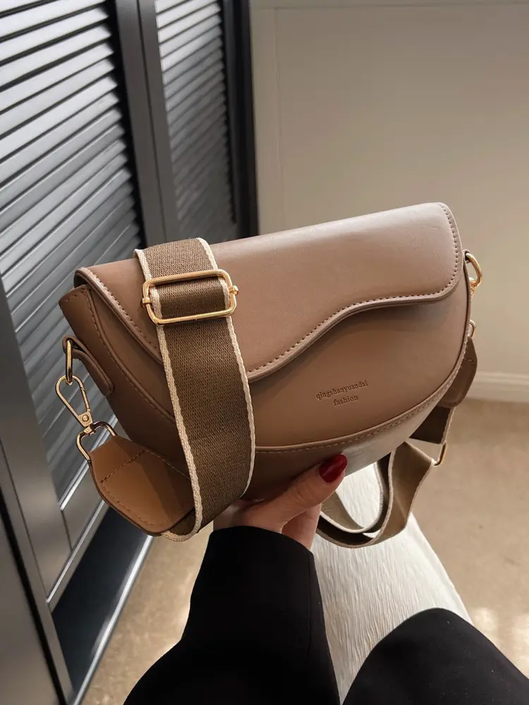 Black Textured Shoulder Bag for Women 2023 - Image 6