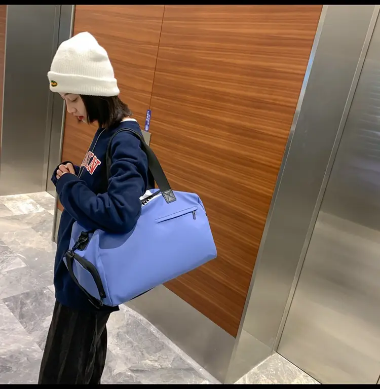 Waterproof Travel Bag for Men Women Blue — feature 28