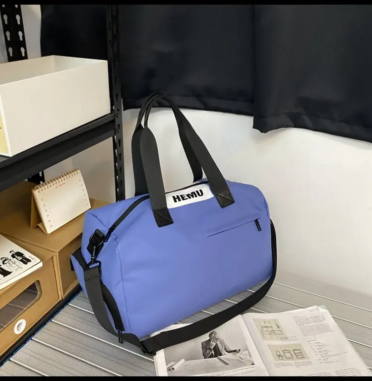 Waterproof Travel Bag for Men Women Blue — feature 41