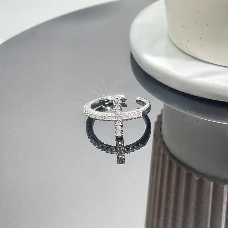 Women's Retro Cross Open Ring with Cold Wind Design — feature 12