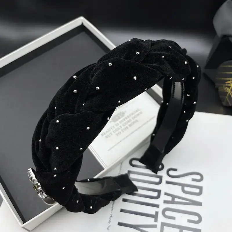 2023 Women's Braided Diamond Hair Clamp Hoop Brown