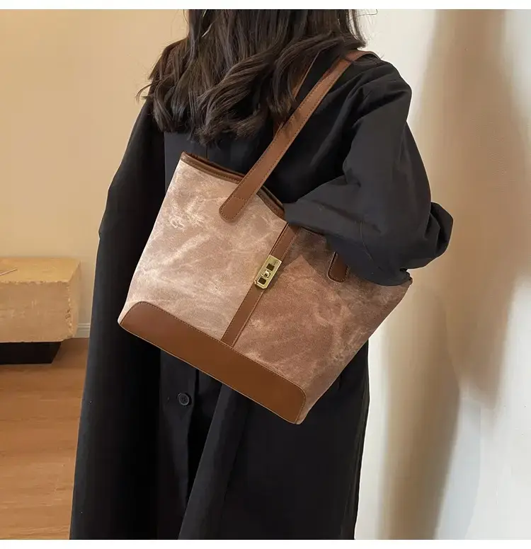 2023 New Light Luxury Tote Bag Women Large Capacity Autumn Winter Commute — feature 11