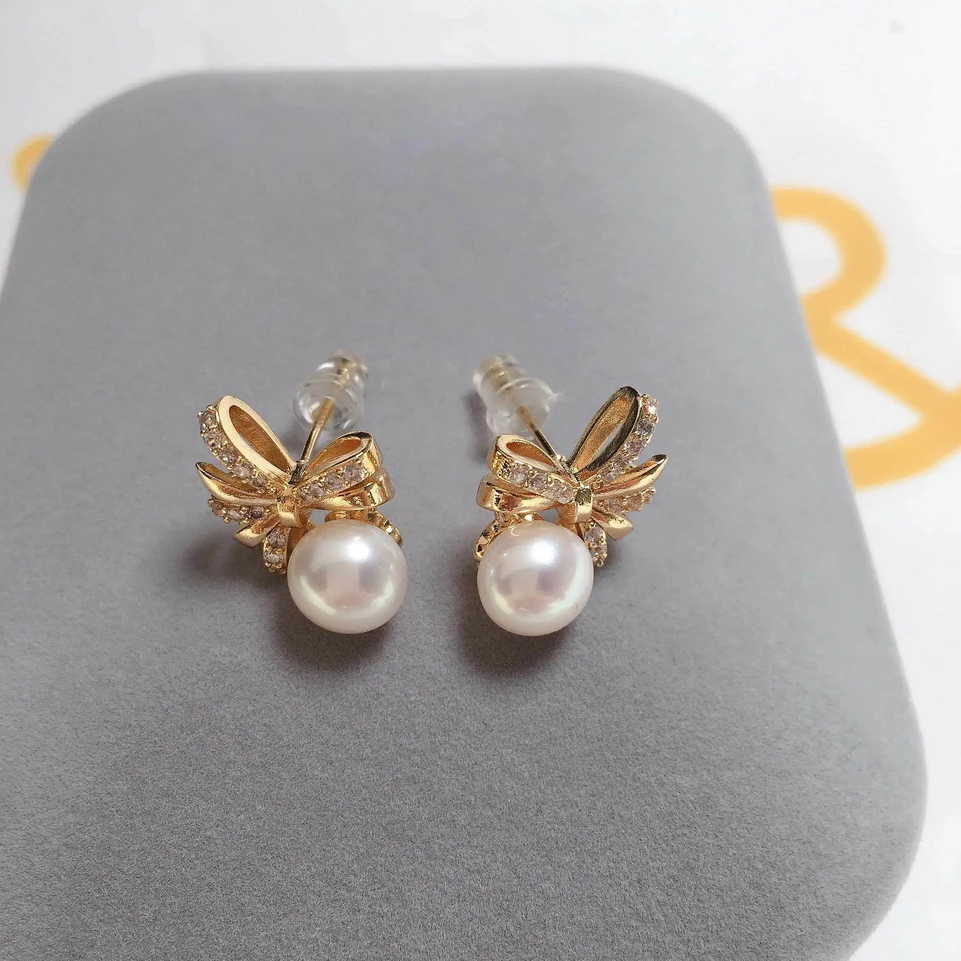 Women's Bow Pearl Earrings Copper Plated Real Gold — feature 17