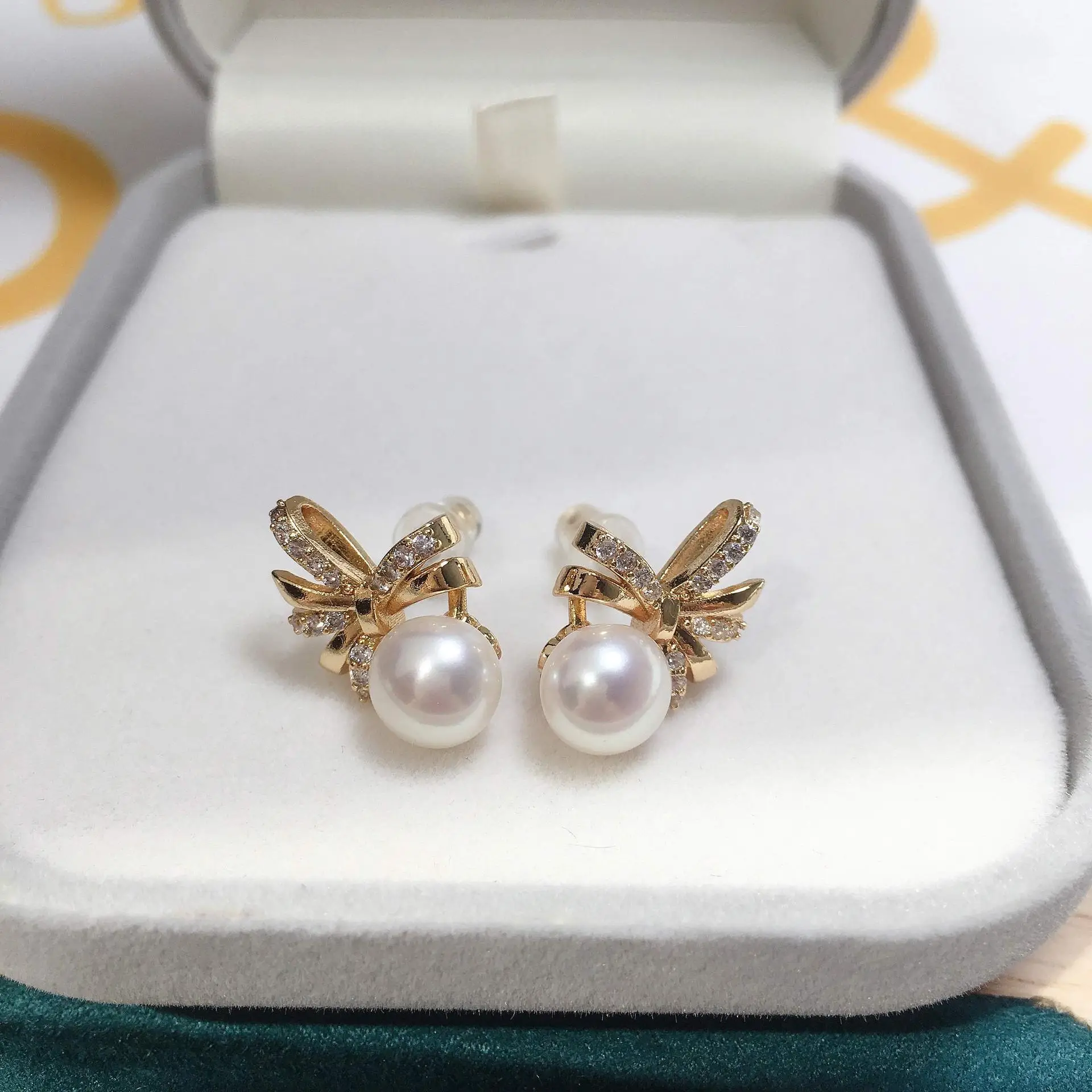 Women's Bow Pearl Earrings Copper Plated Real Gold — feature 19
