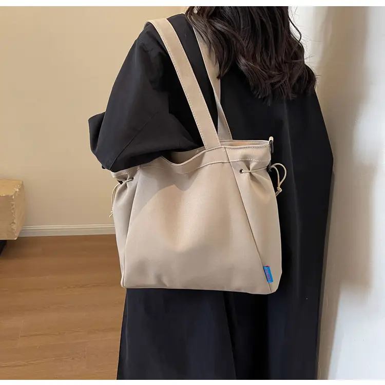Beige Canvas Shoulder Bag Large Capacity 2026 — feature 26