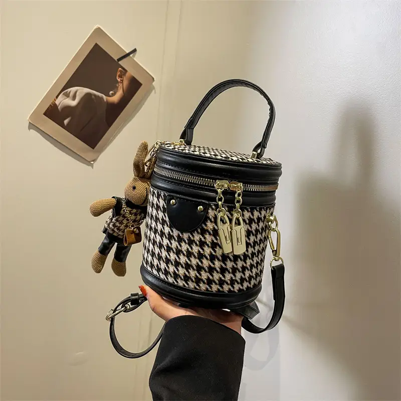 2023 Women's Houndstooth Shoulder Messenger Bag - Image 6